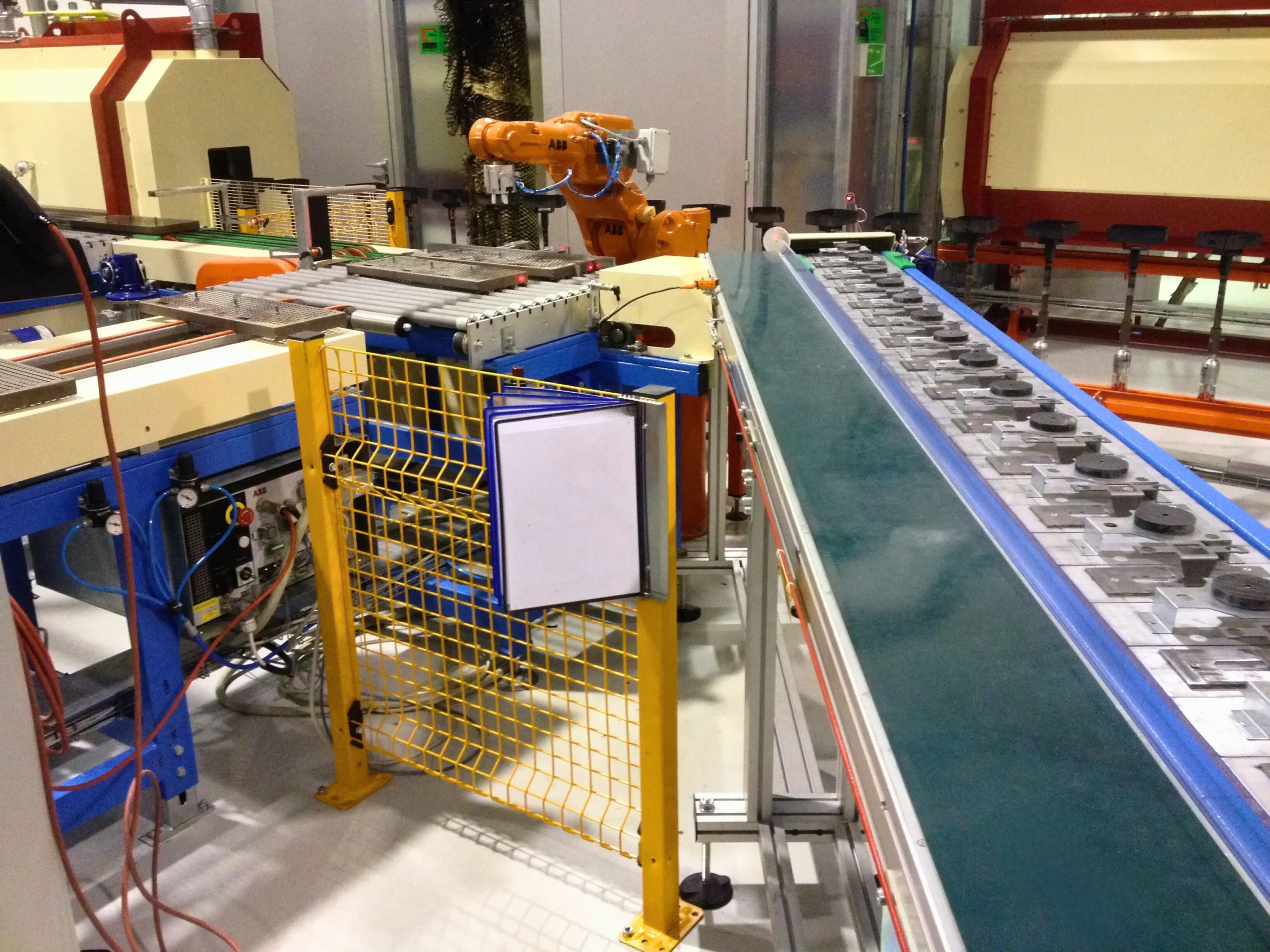 macchine per rivestimenti antiaderenti